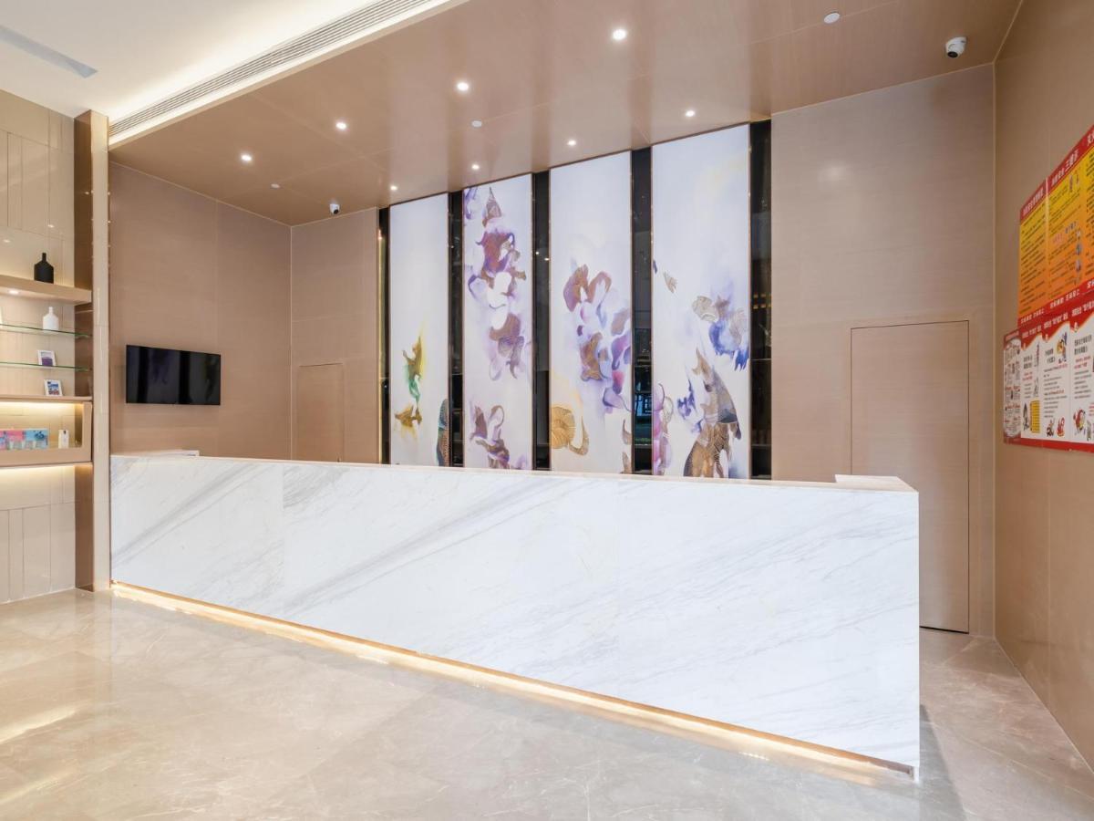 Lavande Hotel Luzhou Wanda Plaza Southwest Commercial City ภายนอก รูปภาพ