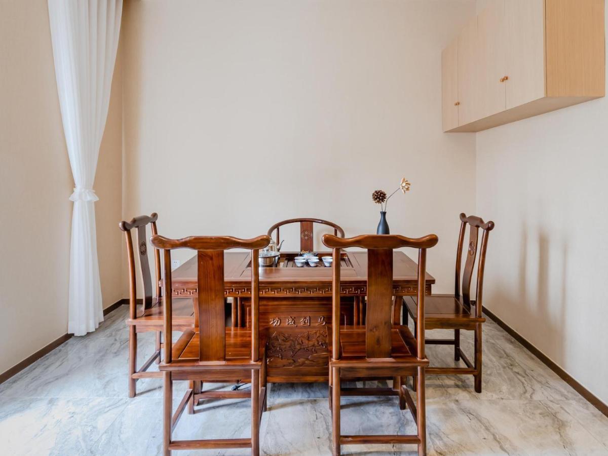 Lavande Hotel Luzhou Wanda Plaza Southwest Commercial City ภายนอก รูปภาพ