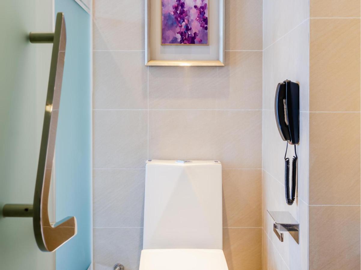 Lavande Hotel Luzhou Wanda Plaza Southwest Commercial City ภายนอก รูปภาพ