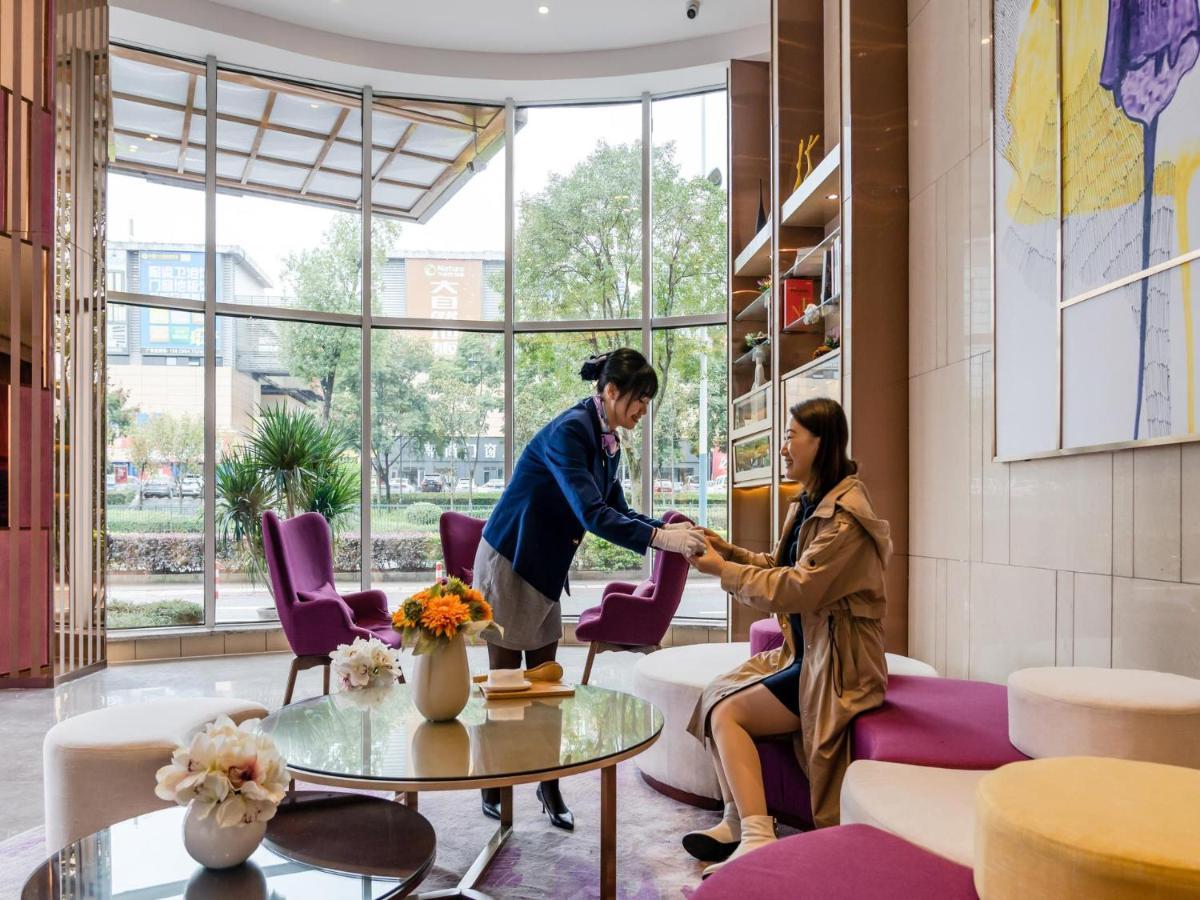 Lavande Hotel Luzhou Wanda Plaza Southwest Commercial City ภายนอก รูปภาพ