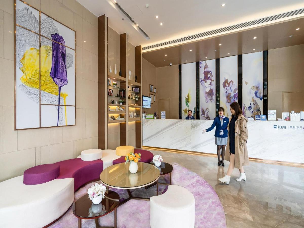 Lavande Hotel Luzhou Wanda Plaza Southwest Commercial City ภายนอก รูปภาพ