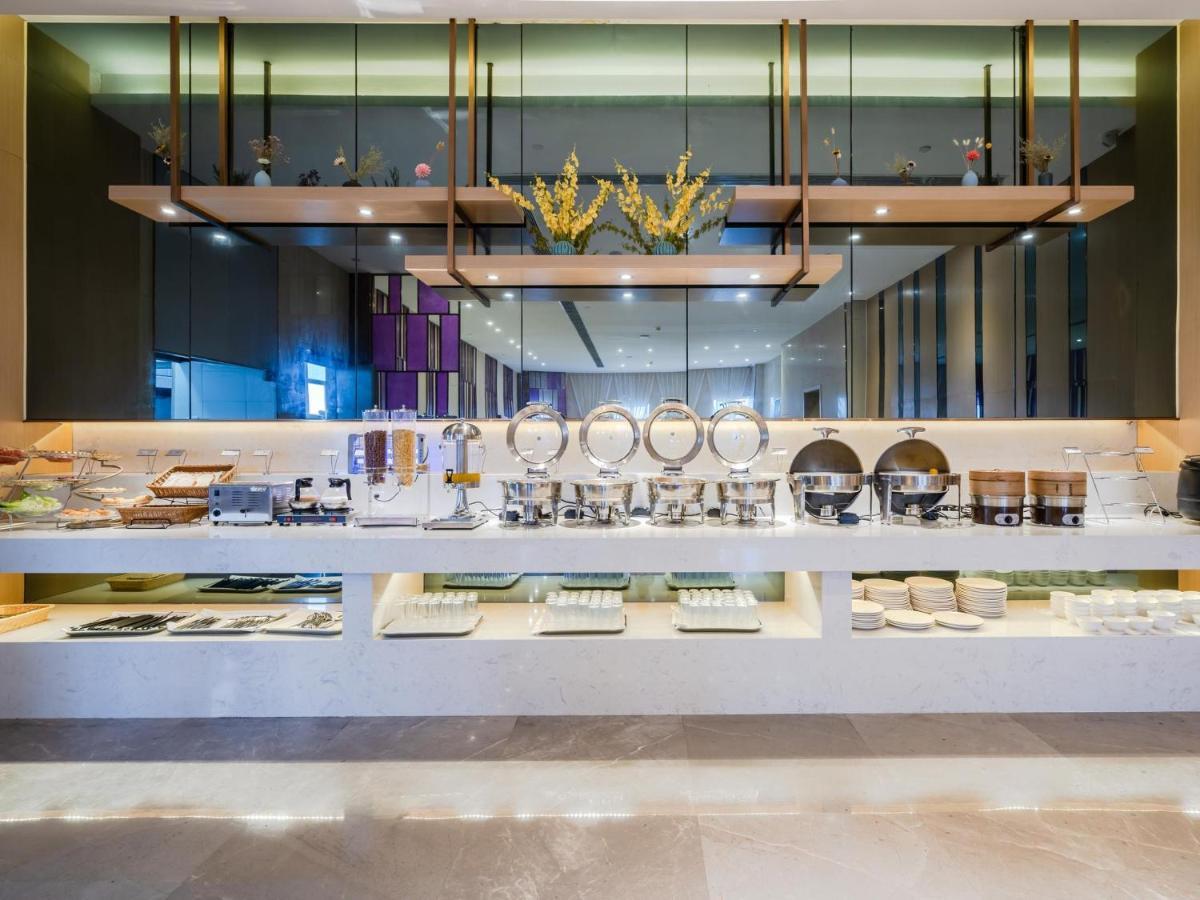 Lavande Hotel Luzhou Wanda Plaza Southwest Commercial City ภายนอก รูปภาพ