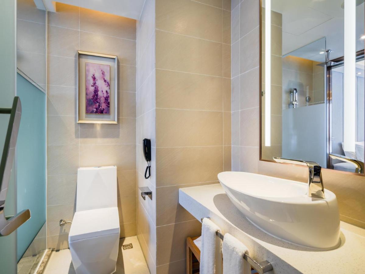 Lavande Hotel Luzhou Wanda Plaza Southwest Commercial City ภายนอก รูปภาพ
