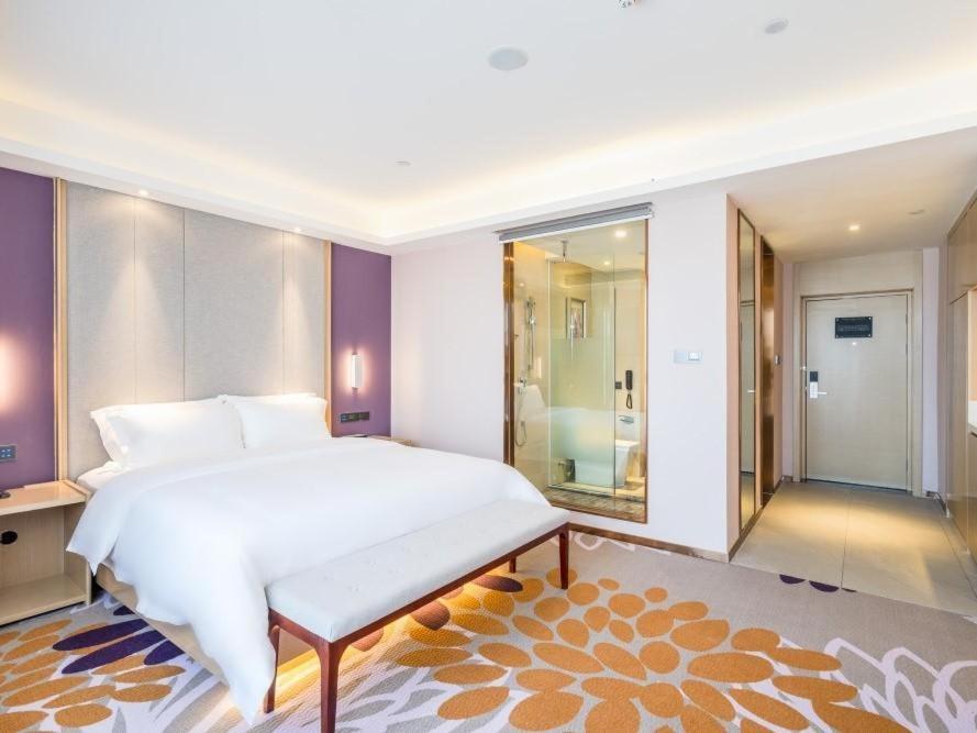 Lavande Hotel Luzhou Wanda Plaza Southwest Commercial City ภายนอก รูปภาพ